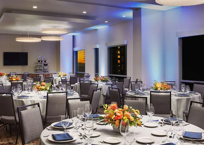 Canopy By Hilton Downtown Hotel 4*